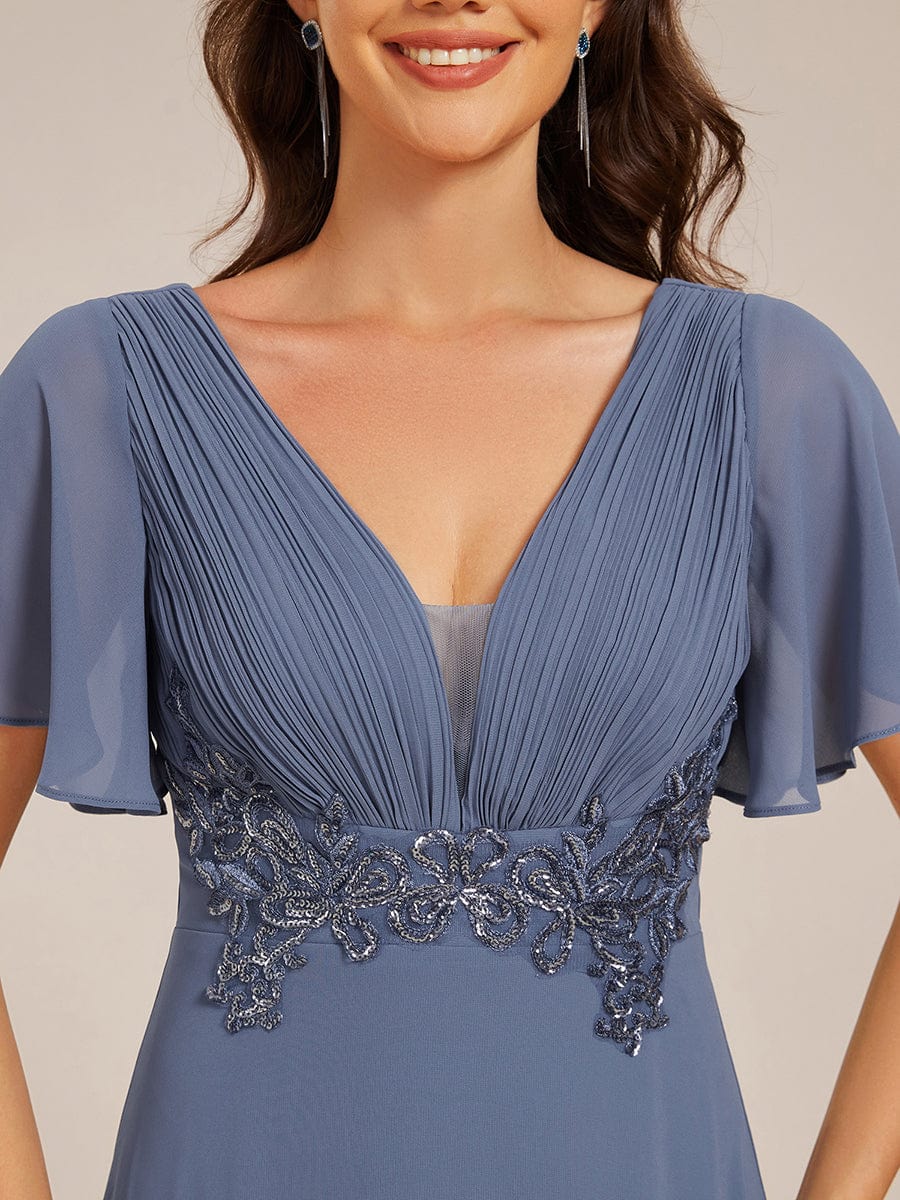 Deep V-Neck Empire Waist Applique Evening Maxi Dress With Pleats #color_Dusty Blue