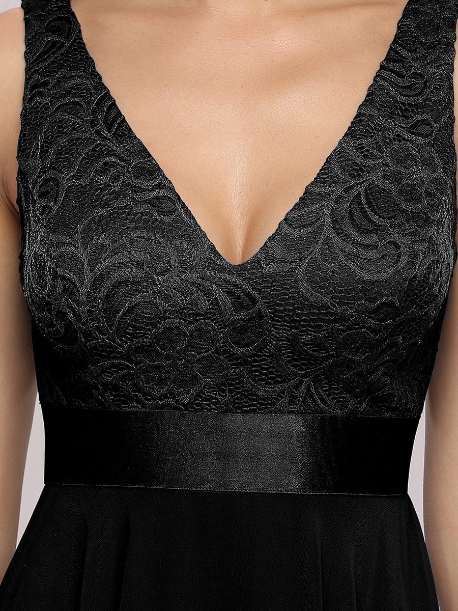 Stunning V Neck Lace Chiffon Dress in Black #color_Black