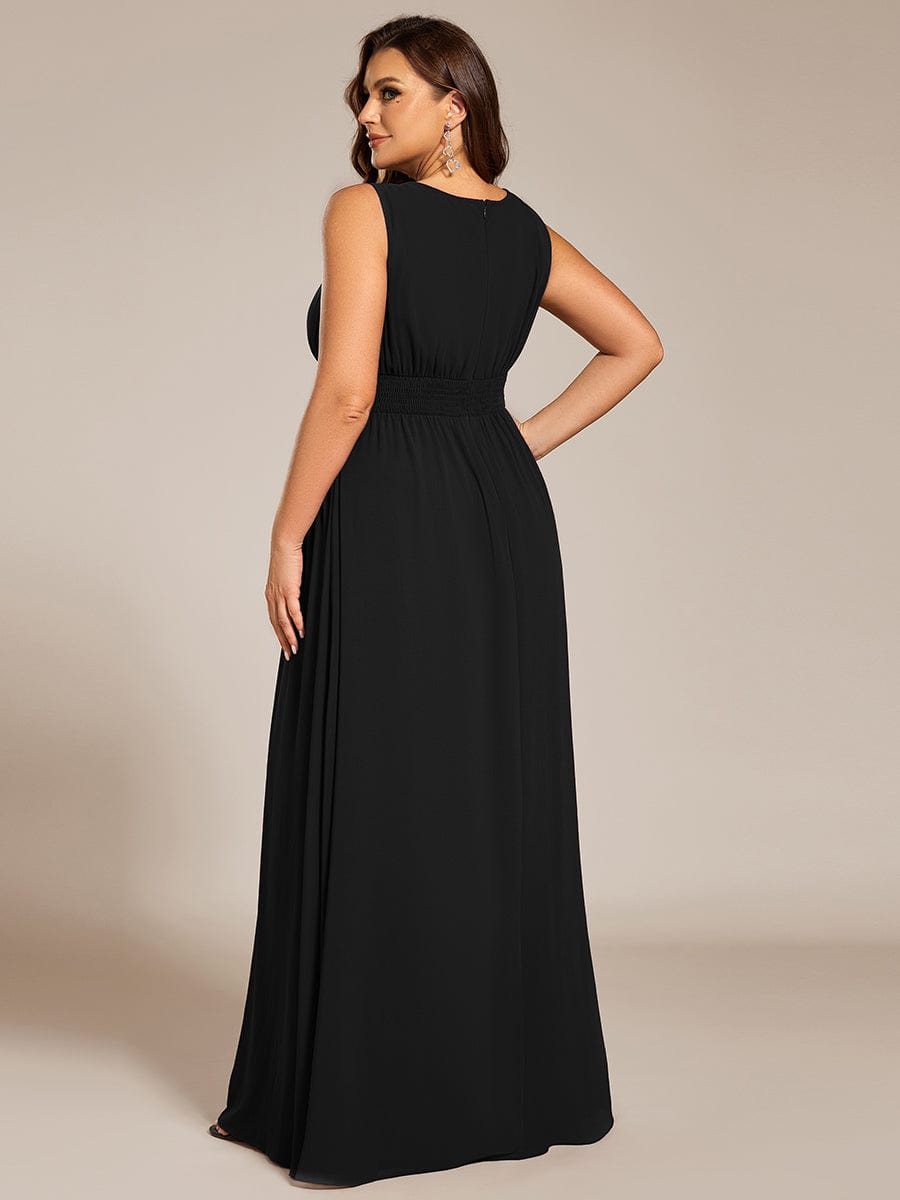 A-Line Chiffon Bridesmaid Dress with Sleeveless Round Neckline and Pleats #color_Black