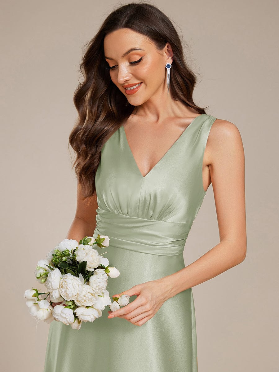 Sleeveless Empire Waist Satin Maxi Bridesmaid Dress With Pockets #color_Mint Green