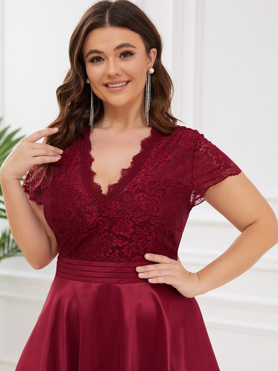 Plus Size Lace Cap Sleeve V neck Midi Cocktail Dress #color_Burgundy