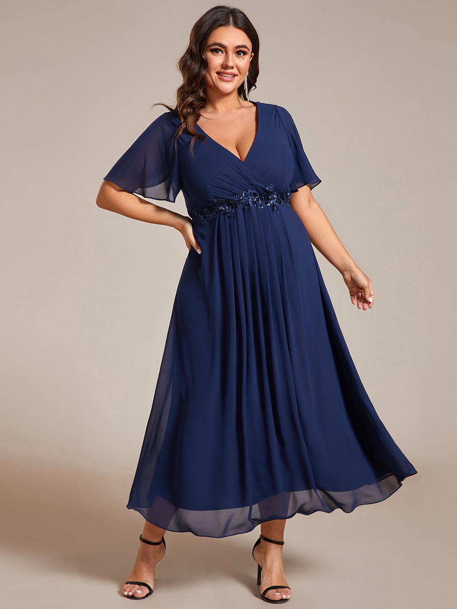 Plus Size V-Neck Chiffon Wedding Guest Dress with Waist Applique #color_Navy Blue