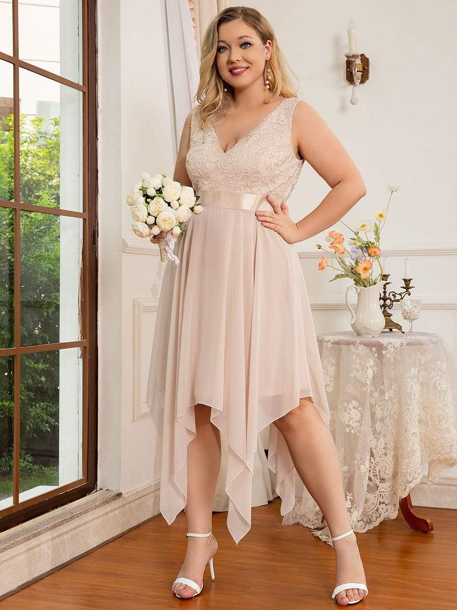 Plus Size Stunning V Neck Lace & Chiffon Prom Dress for Women #color_Blush