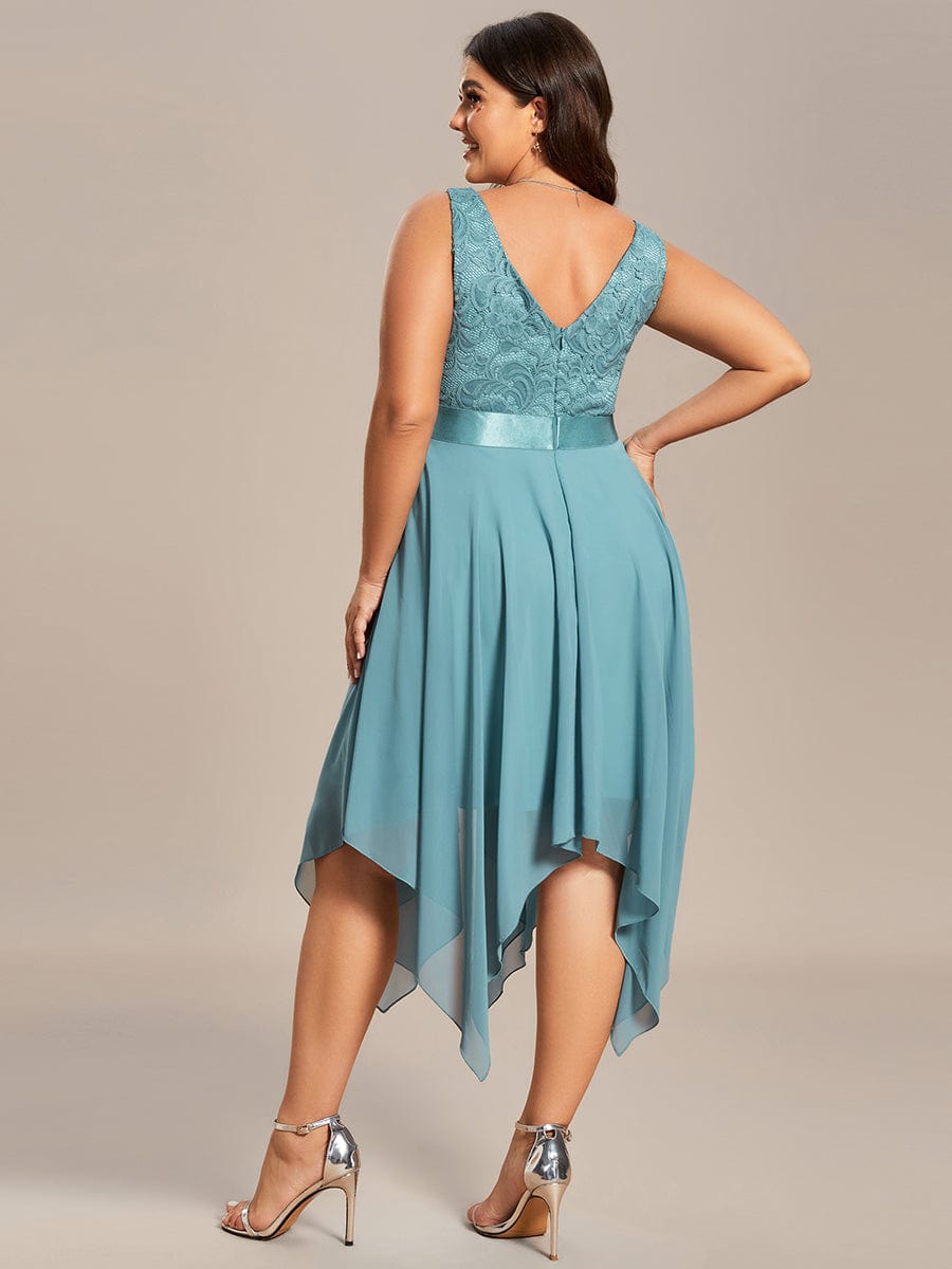 Plus Size Stunning V Neck Lace & Chiffon Prom Dress for Women #color_Dusty Blue