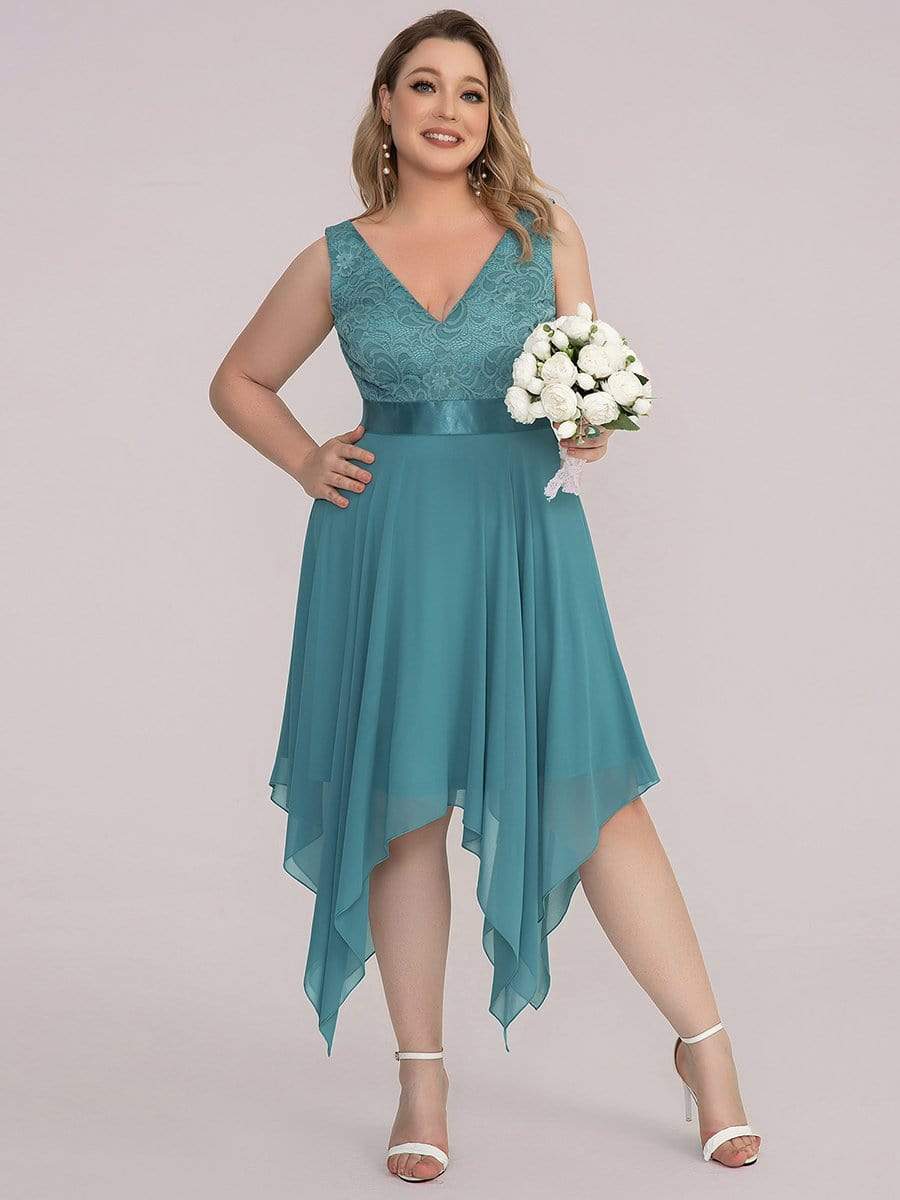 Plus Size Stunning V Neck Lace & Chiffon Prom Dress for Women #color_Dusty Blue