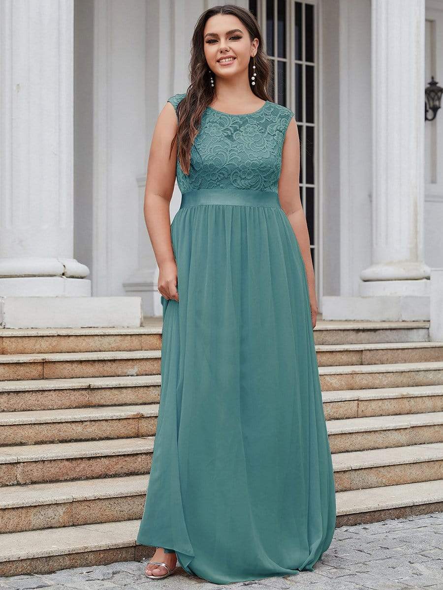 Plus Size Classic Round Neck V Back A-Line Chiffon Bridesmaid Dresses with Lace #color_Dusty Blue