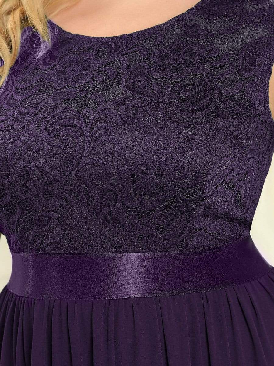 Plus Size Classic Round Neck V Back A-Line Chiffon Bridesmaid Dresses with Lace #color_Dark Purple