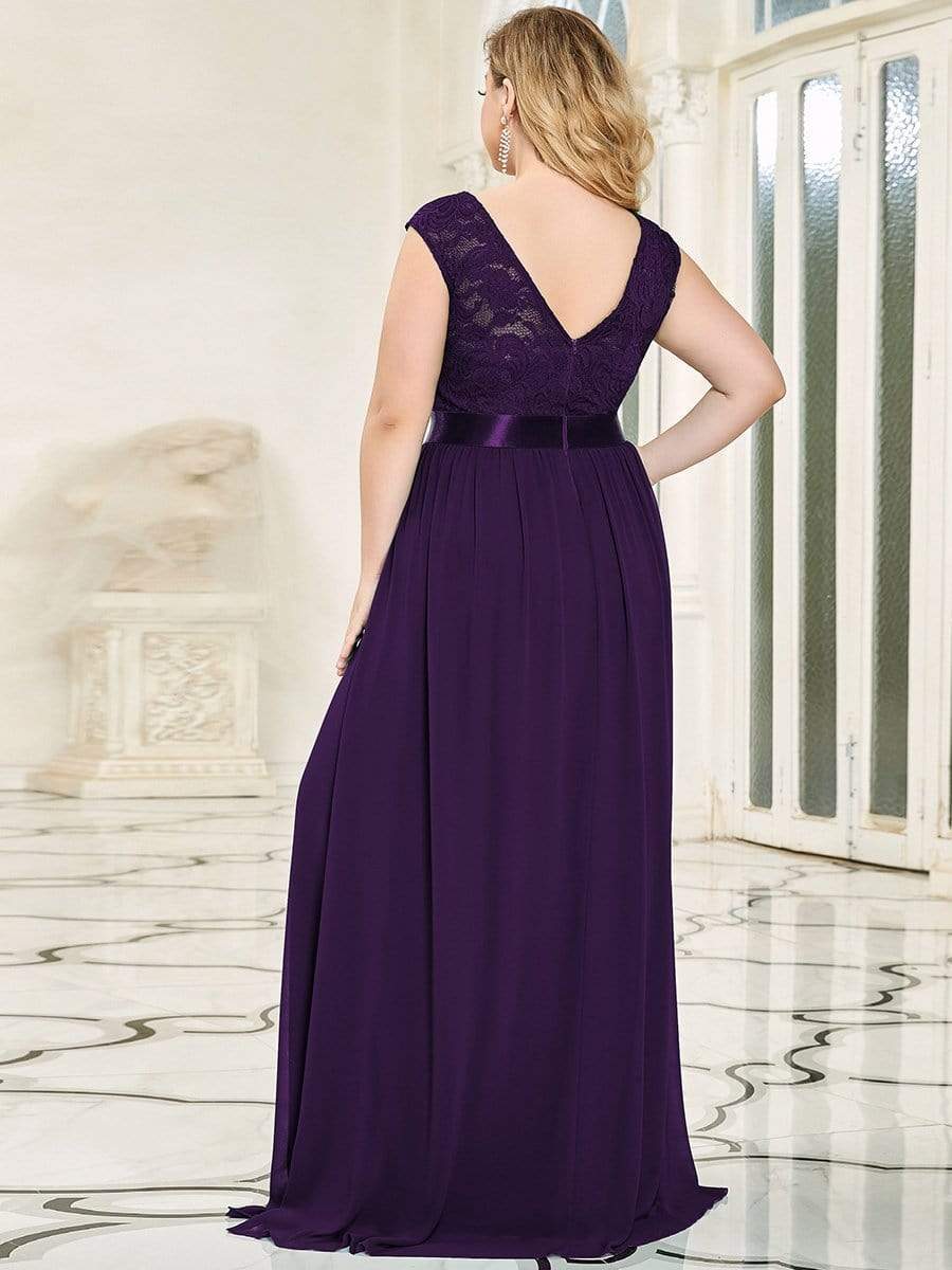 Plus Size Classic Round Neck V Back A-Line Chiffon Bridesmaid Dresses with Lace #color_Dark Purple