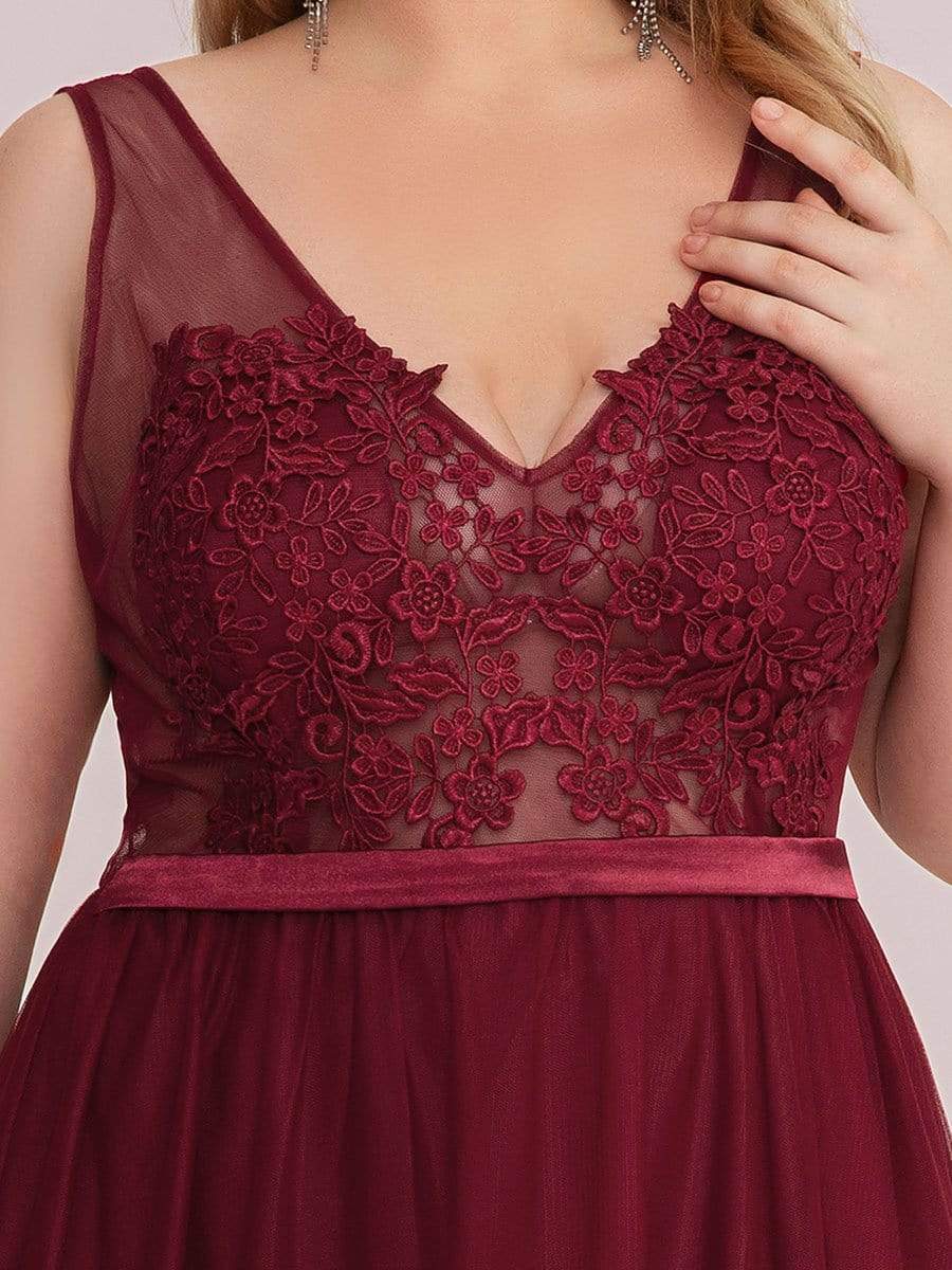 Plus Size Women's A-Line V-Neck Floral Lace Appliques Bridesmaid Dress #color_Burgundy