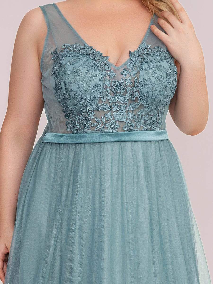 Plus Size Women's A-Line V-Neck Floral Lace Appliques Bridesmaid Dress #color_Light Teal