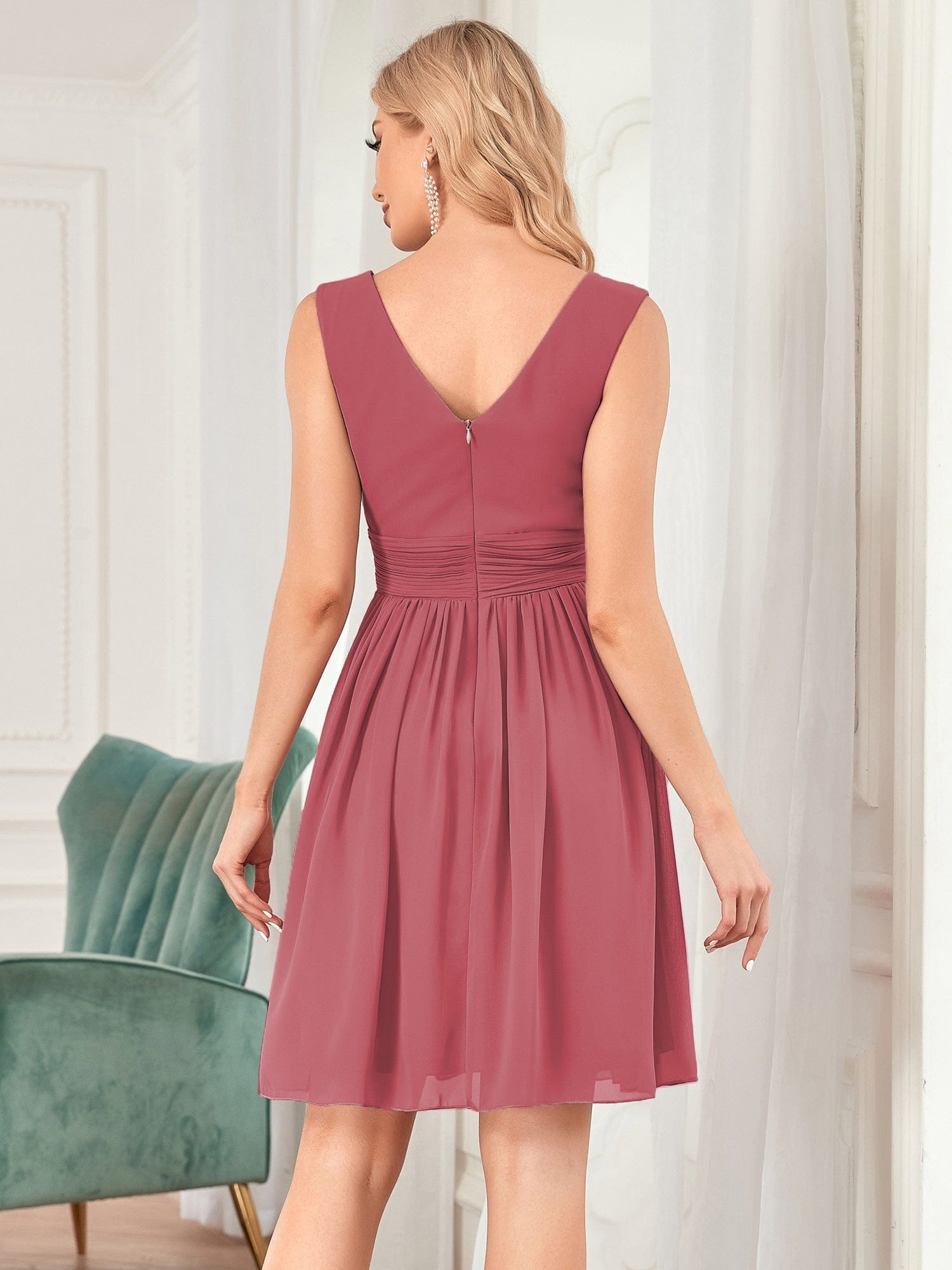 Custom Size Knee-Length Chiffon Bridesmaid Dresses for Women with V-Neck #color_Cameo Brown