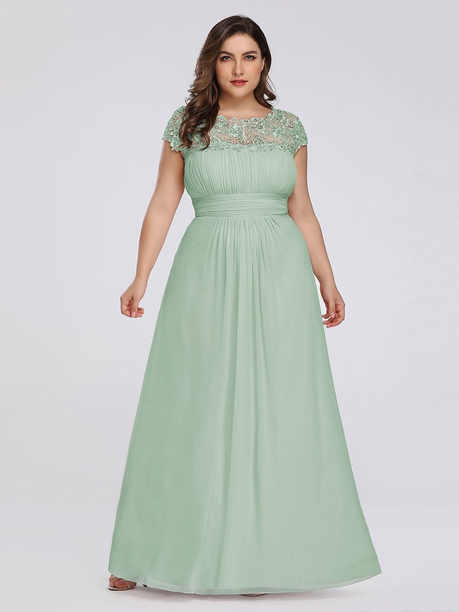 Plus Size Lace Cap Sleeve Elegant Maxi Bridesmaid Dress #color_Mint Green