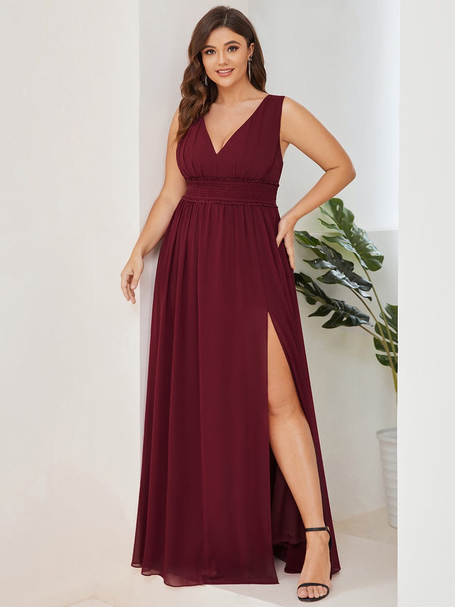 Plus Size V-Neck Sleeveless Pleated Chiffon Bridesmaid Dress with Slit #Color_Burgundy